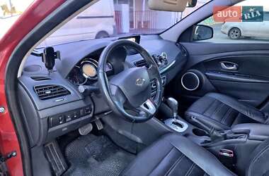 Седан Samsung SM3 2014 в 