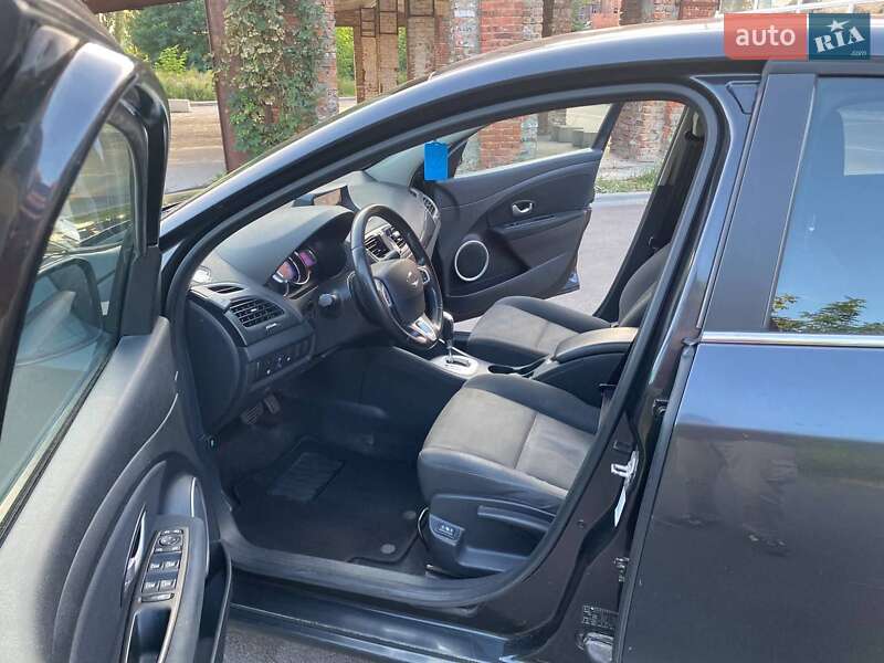 Седан Samsung SM3 2014 в Чернигове