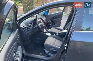 Седан Samsung SM3 2014 в 