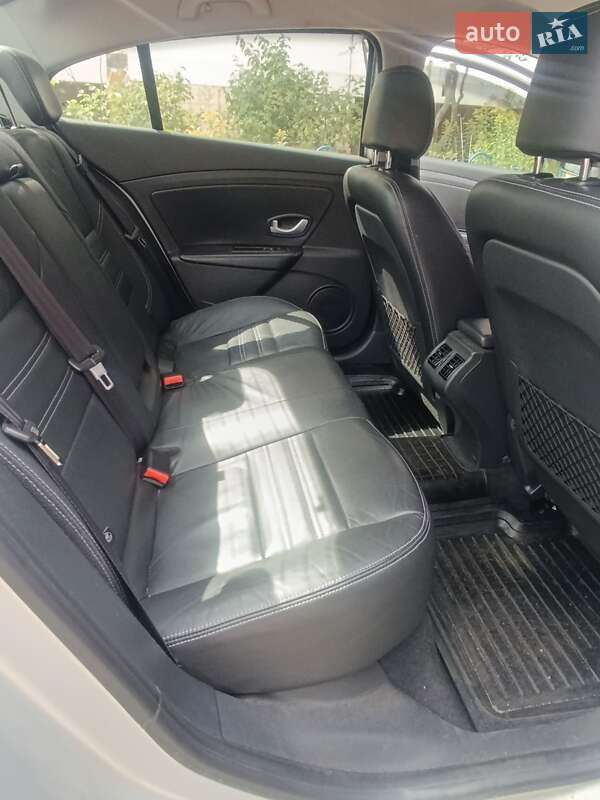 Седан Samsung SM3 2014 в Києві