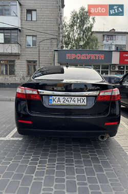 Седан Samsung SM5 2013 в 