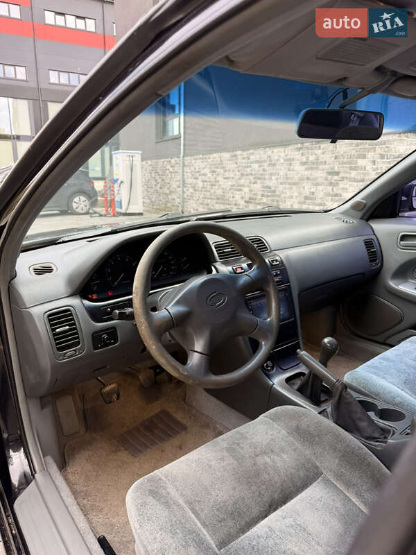 Седан Samsung SM5 2003 в Львове