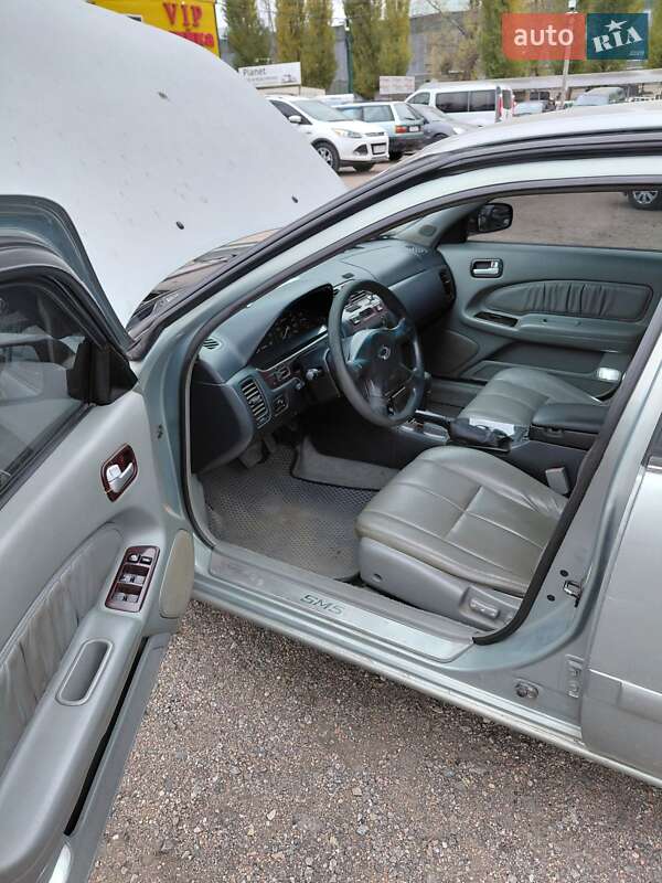 Седан Samsung SM5 2004 в Черкасах