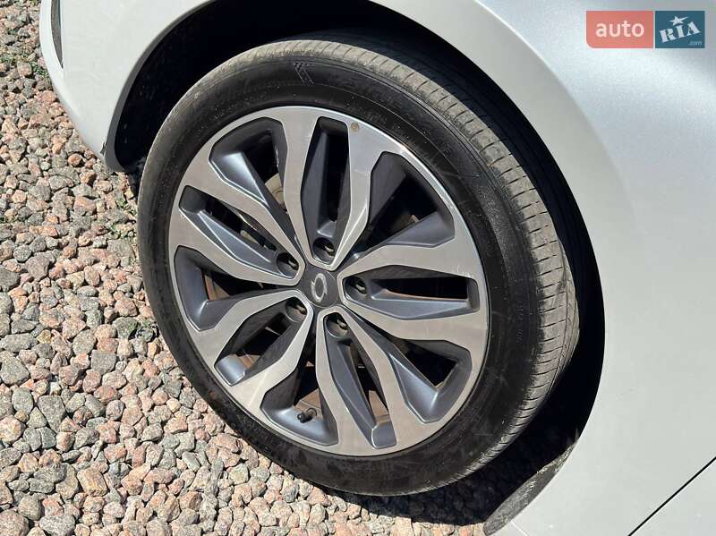 Седан Samsung SM6 2016 в Одессе