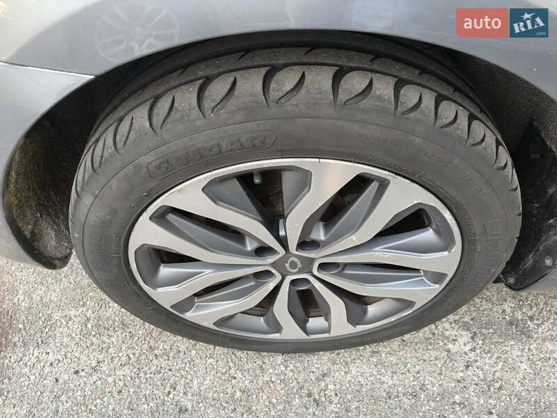 Седан Samsung SM6 2017 в Киеве