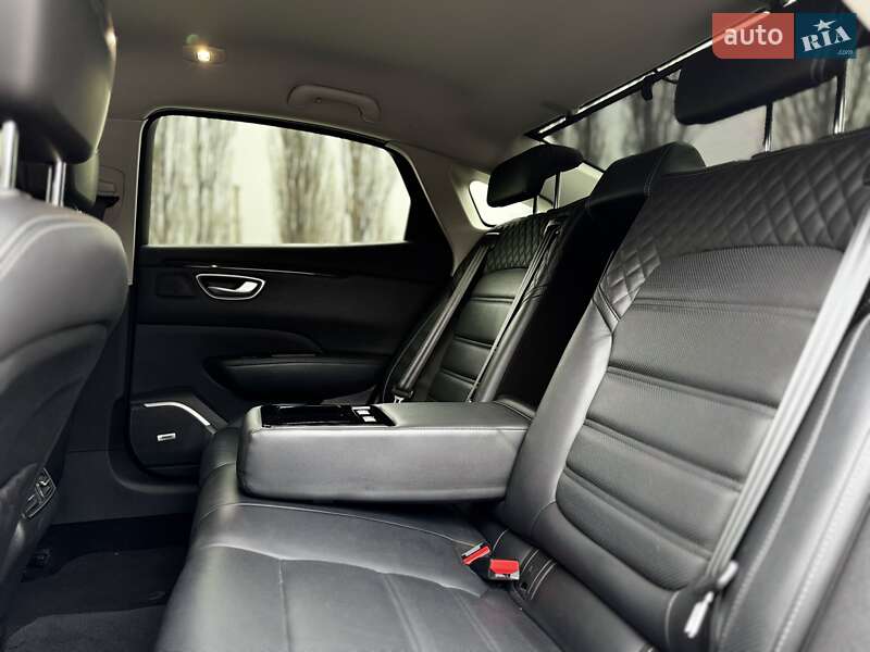 Седан Samsung SM6 2017 в Киеве фото 47 Седан Samsung SM6 2017 в Киеве