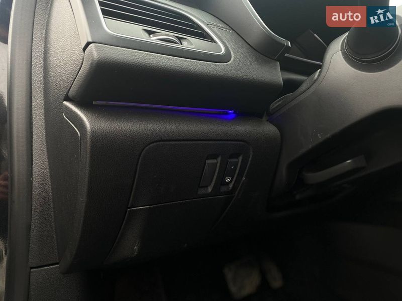 Седан Samsung SM6 2016 в Києві