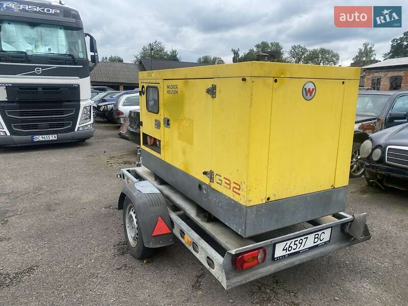 Легковой прицеп Сантей  3000-51 2012 в Ужгороде