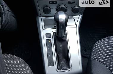 Хэтчбек Saturn Astra 2008 в 