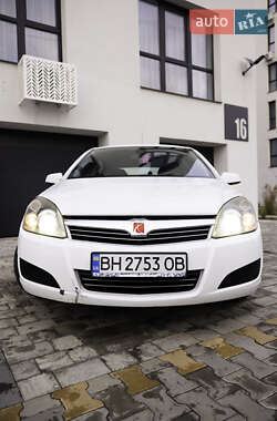 Хэтчбек Saturn Astra 2007 в Ужгороде