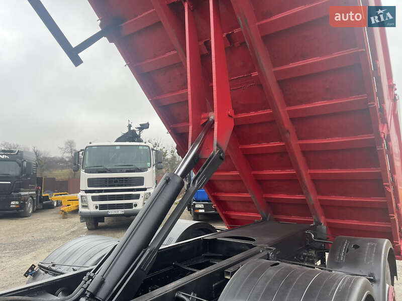 Кран-манипулятор Scania 114 2003 в Киеве