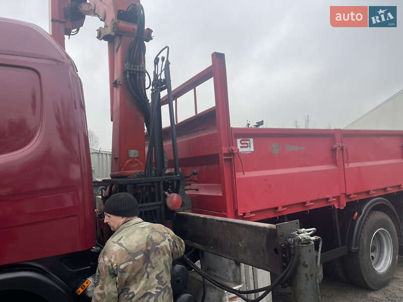 Кран-манипулятор Scania 114 2003 в Киеве