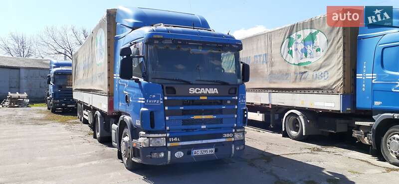 Тягач Scania 114 2001 в 