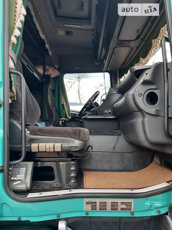 Тягач Scania 124 2001 в Чернигове