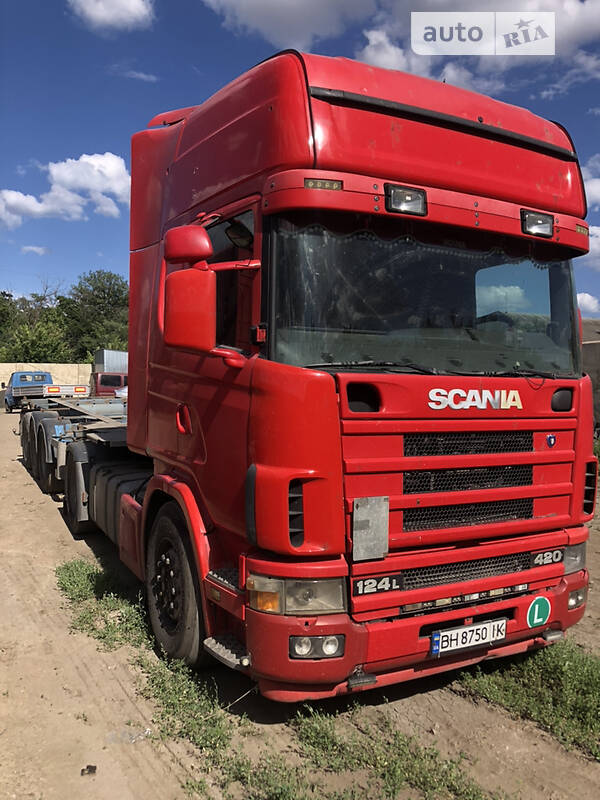 Тягач Scania 124 2004 в 