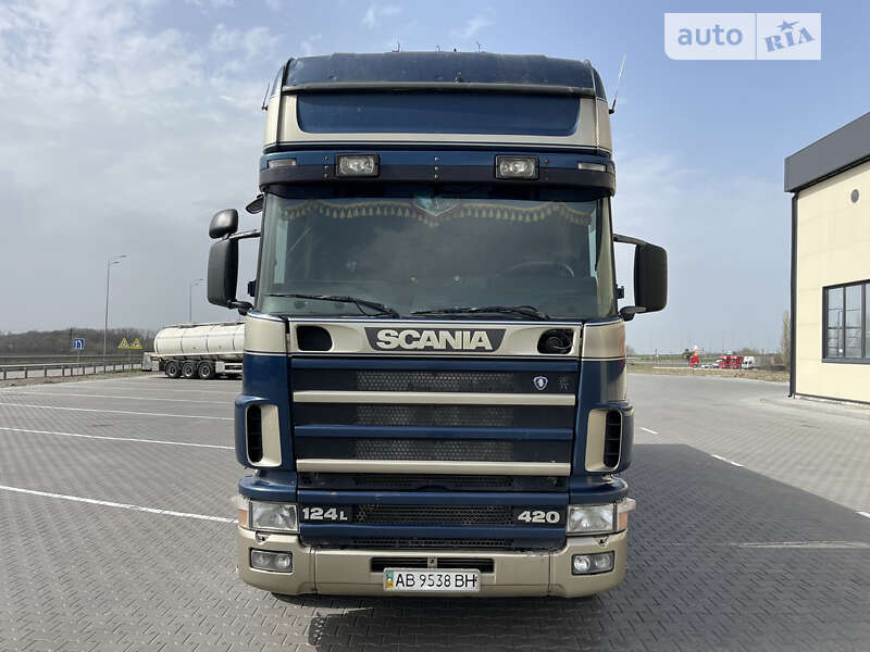 Зерновоз Scania 124 2002 в Виннице