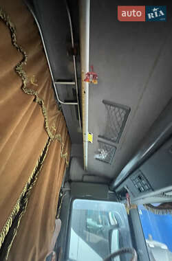 Тягач Scania 124 2003 в 