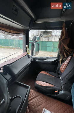 Тягач Scania 124 2003 в 