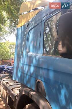 Тягач Scania 124 2002 в 