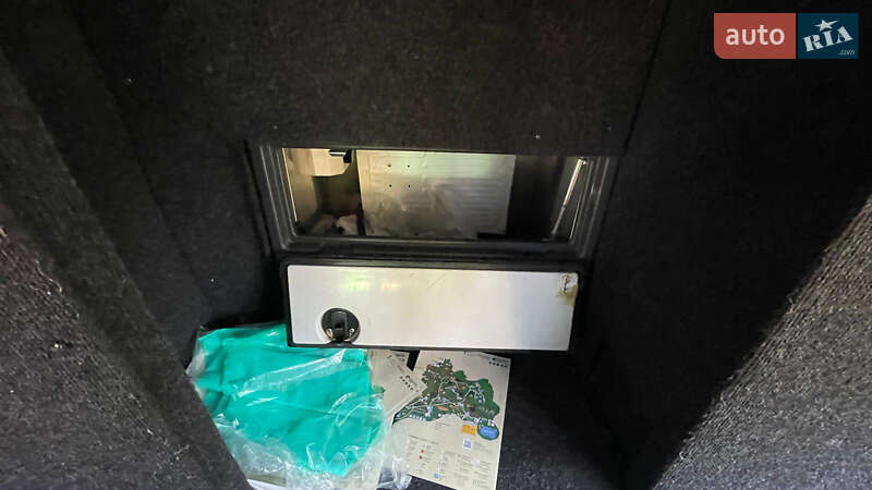 Туристичний / Міжміський автобус Scania CN 2008 в Чернівцях