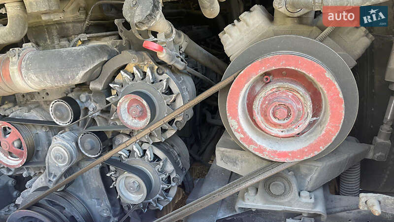 Туристичний / Міжміський автобус Scania CN 2008 в Чернівцях