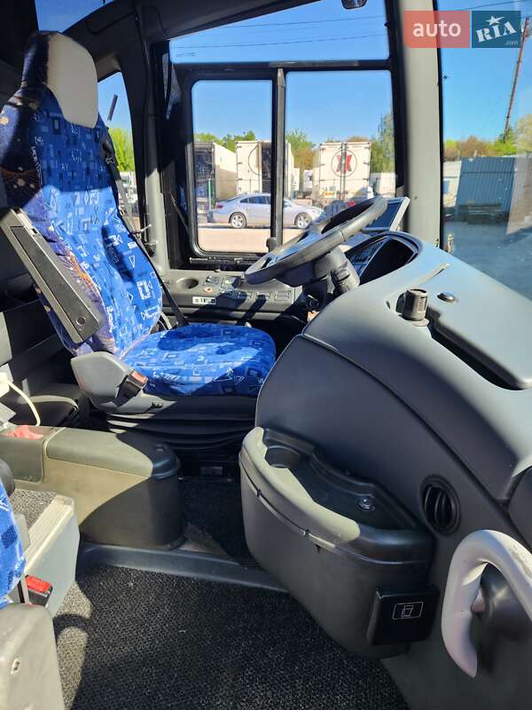 Туристический / Междугородний автобус Scania OmniExpress 2011 в Броварах