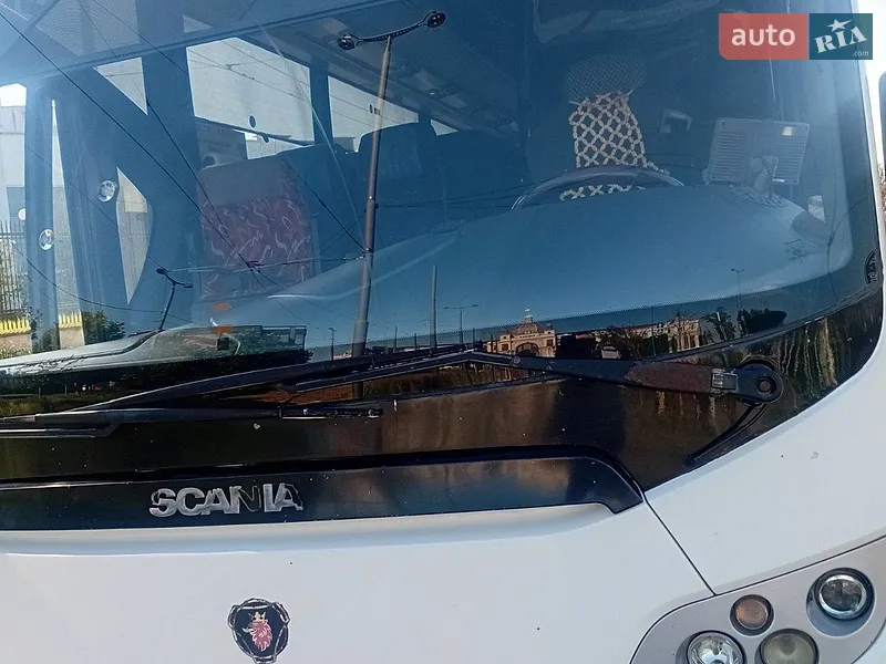 Scania OmniExpress 2011