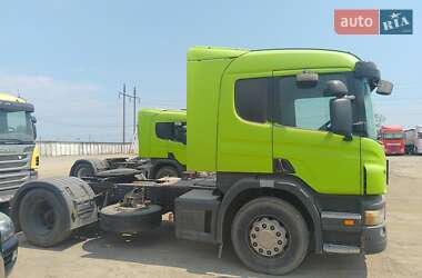 Тягач Scania P 2013 в 