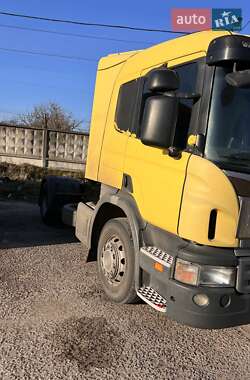 Тягач Scania P 2012 в 