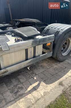 Тягач Scania P 2011 в 