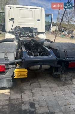 Тягач Scania P 2011 в 
