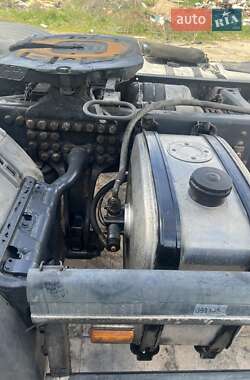 Тягач Scania P 2011 в 