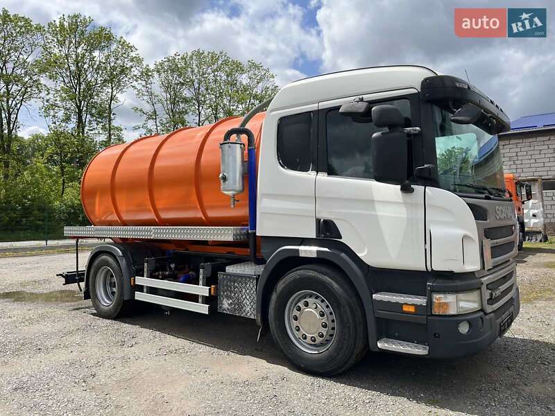 Машина ассенизатор (вакуумная) Scania P 2013 в Хмельницком