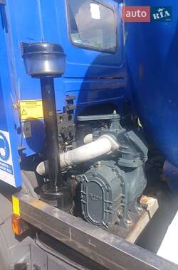 Машина ассенизатор (вакуумная) Scania P 2010 в 
