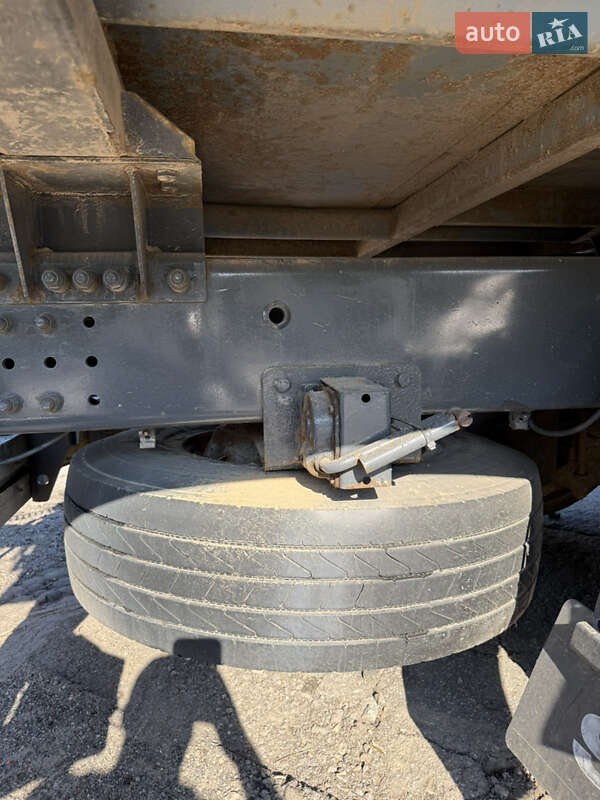 Контейнеровоз Scania P 2008 в Вінниці