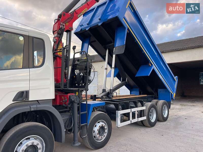 Самоскид Scania P 2012 в Бучачі