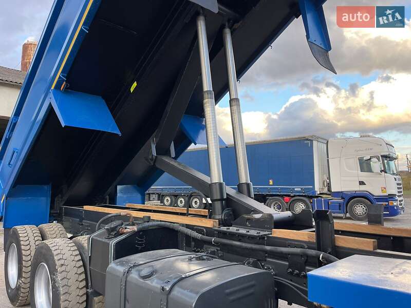 Самоскид Scania P 2012 в Бучачі