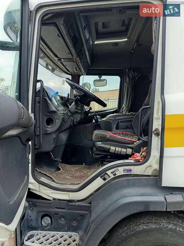 Автовоз Scania P 2001 в Тернополі