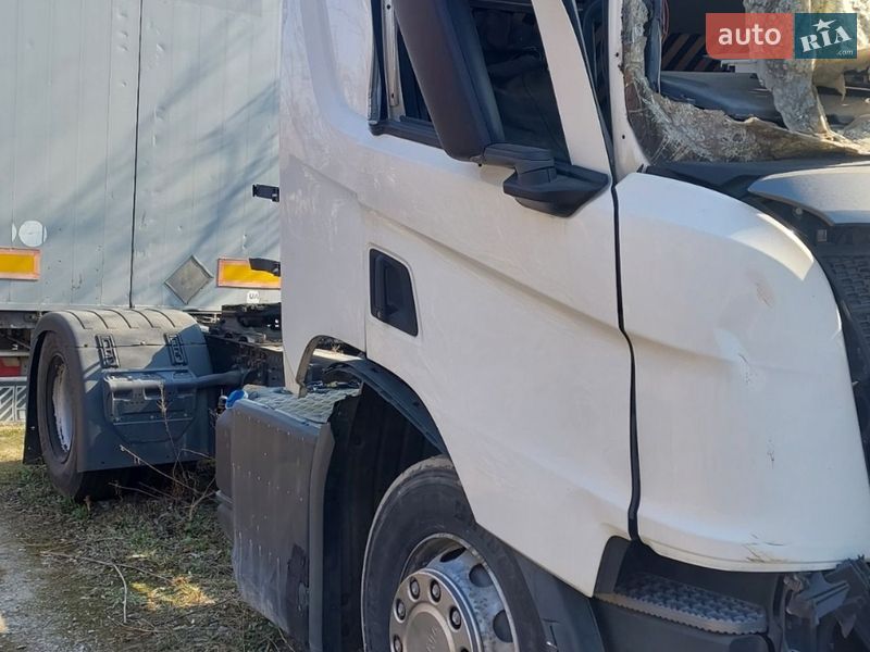 Тягач Scania P 2020 в Рівному