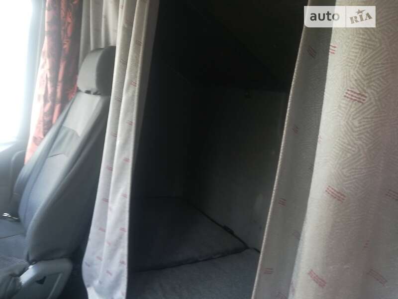 Грузовой фургон Scania R 114 2004 в Балаклее