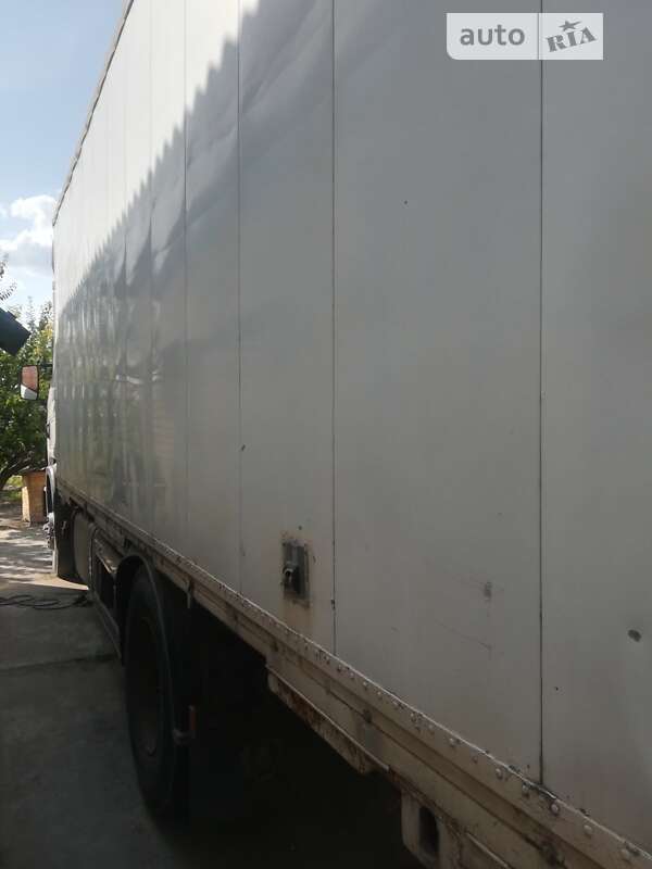 Грузовой фургон Scania R 114 2004 в Балаклее