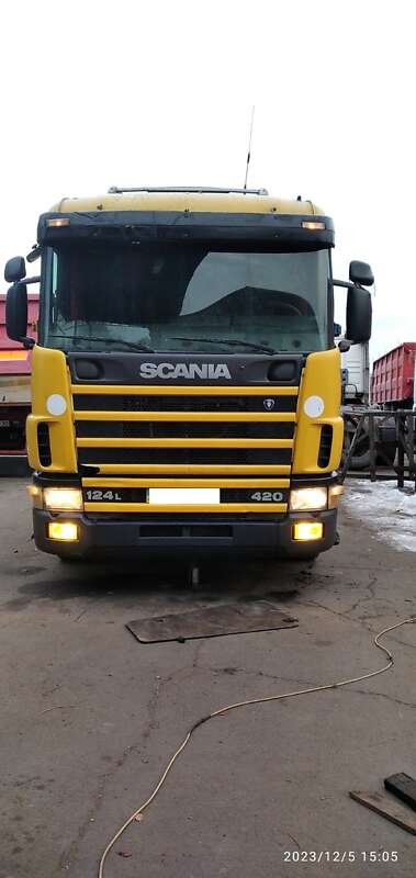 Тягач Scania R 124 2002 в Ватутино