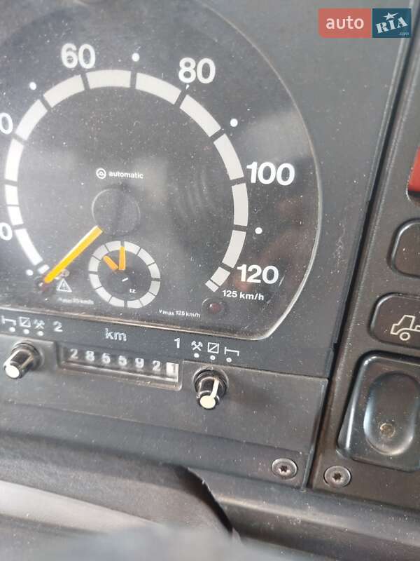 Тентований Scania R 124 2002 в Запоріжжі