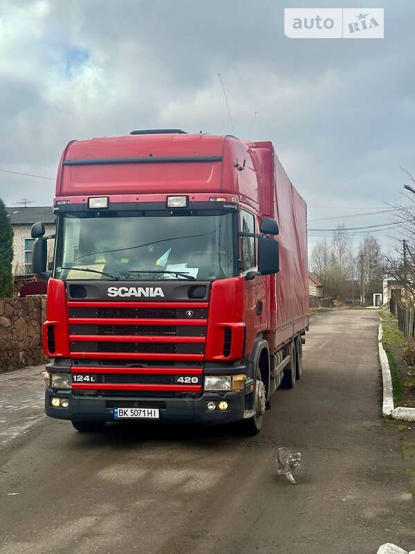 Тентованый Scania R 124 2003 в Рокитном