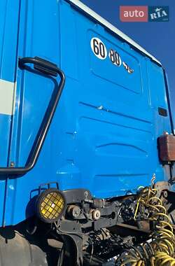 Тягач Scania R 380 2004 в 
