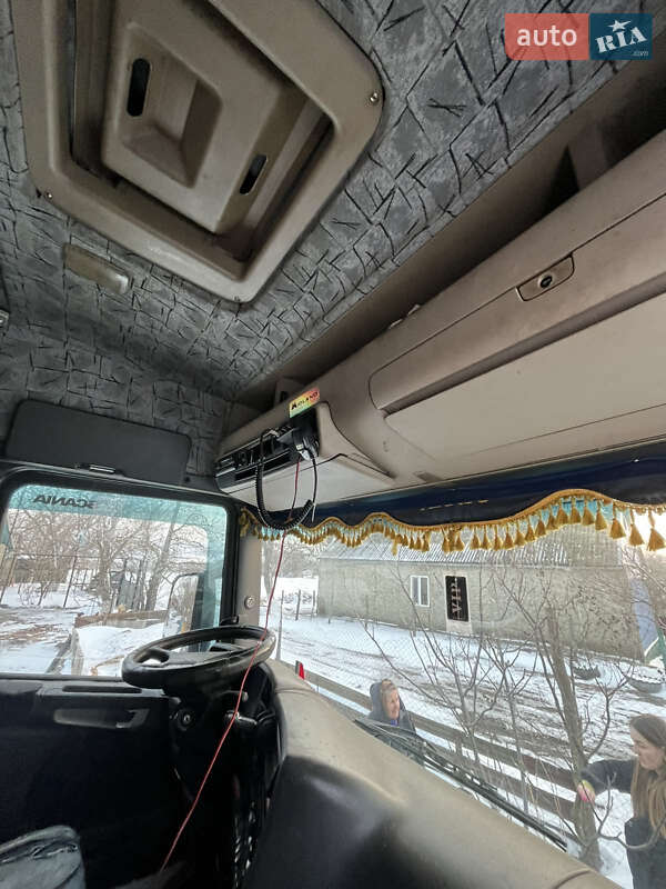 Тягач Scania R 420 2005 в Окнах