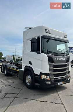 Контейнеровоз Scania R 450 2020 в 