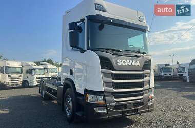 Контейнеровоз Scania R 450 2020 в 