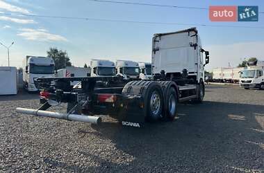 Контейнеровоз Scania R 450 2020 в 