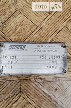 Фронтальні навантажувачі Schaeff SKL 1991 в Баранівці